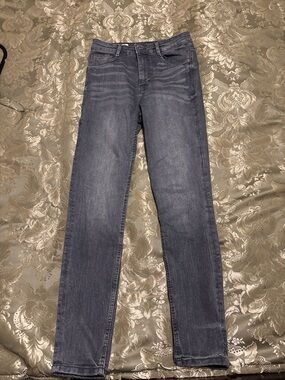 Zara women’s skinny jeans high rise in washed grey colour.